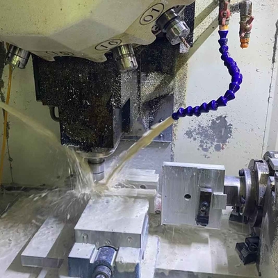 Kundenspezifische Bearbeitungsteile CNC metallaluminium und anodisiertes Schwarzes