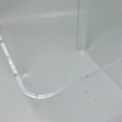 Anpassungskomponenten für Acrylkaffeemaschinen durch CNC-Bearbeitung