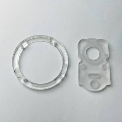 CNC, der Pmma-Teile maschinell bearbeitet